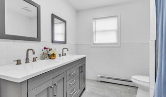 1105 Comstock St, Asbury Park, NJ 07712
