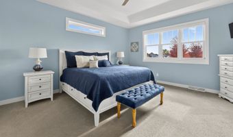 5039 W RED BARN Ct, Appleton, WI 54913