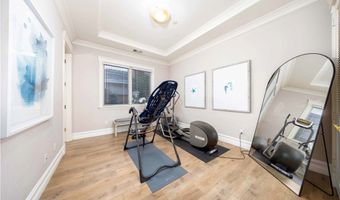 220 W Lemon Ave, Arcadia, CA 91007