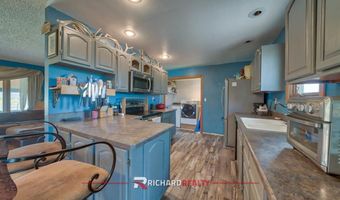 792 Southfork Rd, Cody, WY 82414