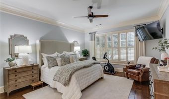 10853 Enclave Ln, Alpharetta, GA 30022