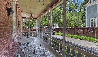 1715 Liberty St, Alton, IL 62002