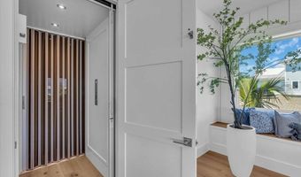 229 WILLOW Ave, Anna Maria, FL 34216