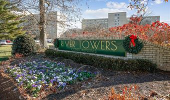 6631 WAKEFIELD Dr 319, Alexandria, VA 22307