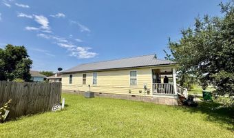 658 Union St, Bay St. Louis, MS 39520