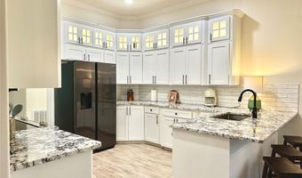 107 Spy Glass Hill Dr, Benton, LA 71006