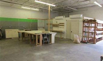 131 SE Cholwell Ave, Bartlesville, OK 74006