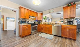 625 N Shore Rd, Absecon, NJ 08201