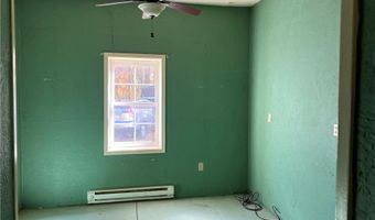 1194 Van Winkle Dr, Ashtabula, OH 44004