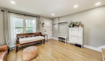 1225 EMERSON St NE, Washington, DC 20017