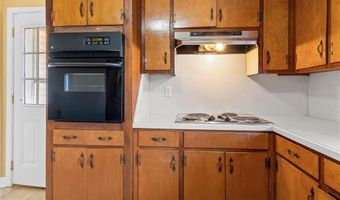 861 Creed Rd, Ararat, NC 27007