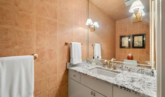 56 Oak Dr, Bedford, NH 03110