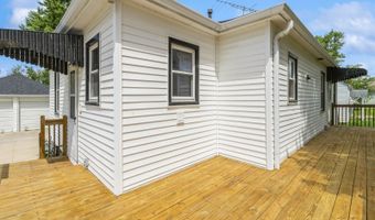 305 6th St, Adair, IA 50002