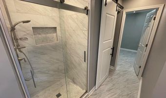 13580 Weycroft Cir, Alpharetta, GA 30004