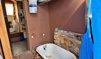 493 Wheeler Mountain Rd, Barton, VT 05822