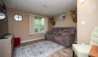 18 Pond Ct B, North Providence, RI 02904