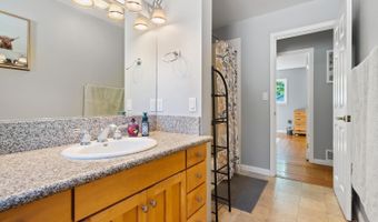 3464 Wallace Rd, Santa Rosa, CA 95404