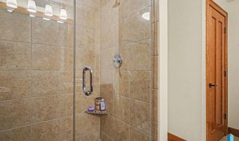 505 N Pasque Flower Trl, Brandon, SD 57005
