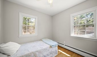 85 Lawton Rd, Canton, CT 06019