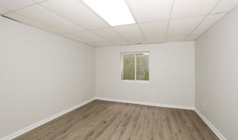 1321 Ivy Ln, Algonquin, IL 60102