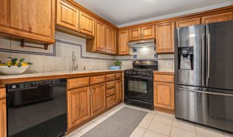 5268 E Woodmeade Ct SE, Ada, MI 49301