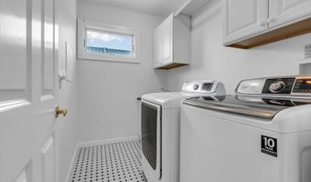 327 Sylvania Ave, Avon By The Sea, NJ 07717