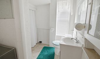 104 S Main St, Auburn, ME 04210
