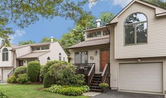 84 Cardinal Dr, North Kingstown, RI 02852