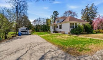 230 School St, Lincoln, RI 02865
