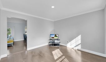 1521 Neptune Ave, Beachwood, NJ 08722