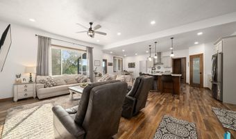 1012 S Nicholas Ave, Brandon, SD 57005