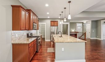 903 Baileys Grove Dr, Adel, IA 50003