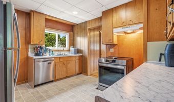 2107 Shunk Ave, Alliance, OH 44601