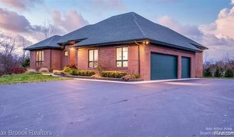 3520 Blue Heron Ct, Ann Arbor, MI 48198