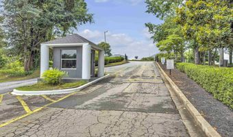 405 Northlake Dr, Anderson, SC 29625