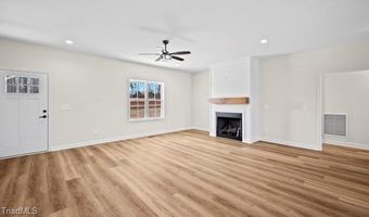 3161 Fox Glow Trl, Asheboro, NC 27205