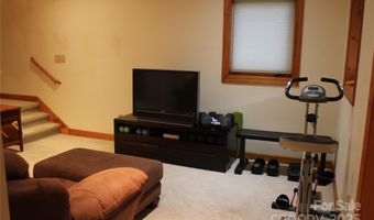 372 Silver Springs Dr 20, Banner Elk, NC 28604