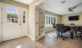55 E Jimmie Leeds Rd, Absecon, NJ 08205