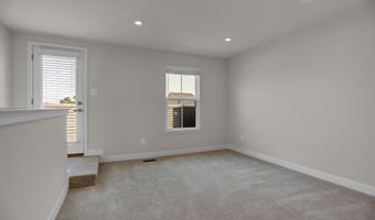 1927 FOUR ROSES St, Baltimore, MD 21222
