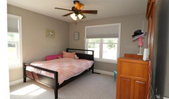 102 Shale Ct, Batesville, IN 47006