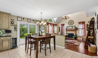 10 Dori Ln, Barnegat, NJ 08005