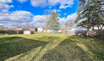 357 N PIONEER Dr, Addison, IL 60101
