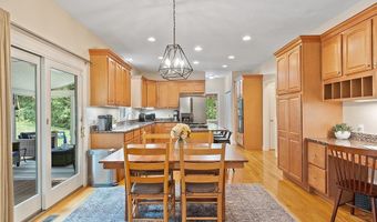 696 Liberty Square Rd, Boxborough, MA 01719