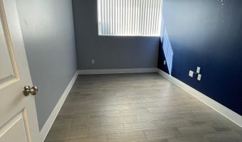 33 Bassett Ln 104, Barnstable, MA 02630