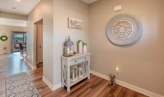 2012 NW Applewood St, Ankeny, IA 50023