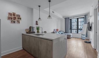 2110 44th Dr Unit 2B, Long Island City, NY 11101