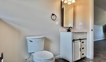 360 Rainbow Ln, Asbury, WV 24916