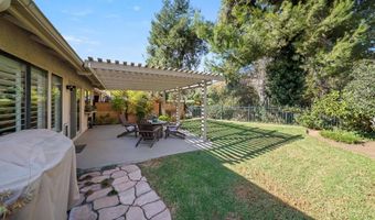 4320 Los Padres Dr, Fallbrook, CA 92028