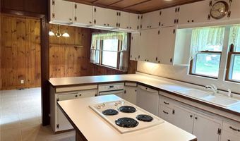 58454 220th St, Austin, MN 55933