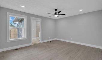 307 Eastwood Dr, Bedford, IN 47421